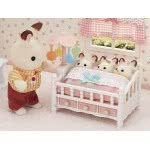 Epoch Sylvanian Families: Crib With Mobile 5534 5054131055342