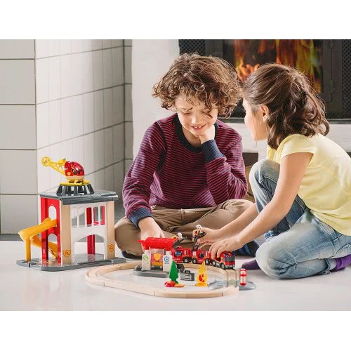 Brio World World Fire Και Rescue - Rescue Central Fire Station For Kids Age 3 Years Up - Compatible With All  Train Sets 33833 7