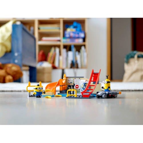 LEGO Minions In Grus Lab 75546 5702016619164