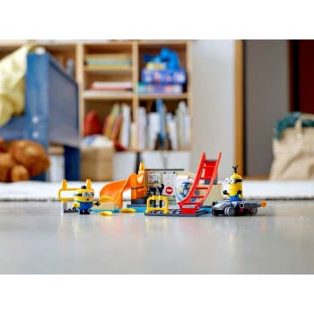 LEGO Minions In Grus Lab 75546 5702016619164