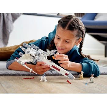 LEGO Star Wars Luke Skywalkers X-Wing Fighter 75301 5702016913965