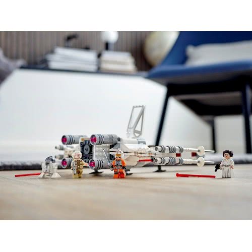LEGO Star Wars Luke Skywalkers X-Wing Fighter 75301 5702016913965
