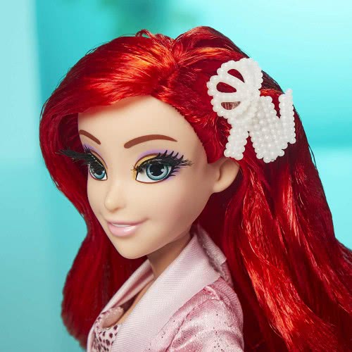 Hasbro Princess Style Series, Ariel Fashion Doll In A Modern Style With Earrings And Shoes E9157 5010993745746