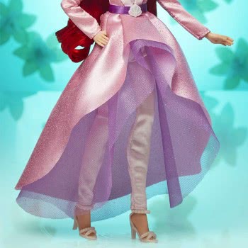 Hasbro Princess Style Series, Ariel Fashion Doll In A Modern Style With Earrings And Shoes E9157 5010993745746
