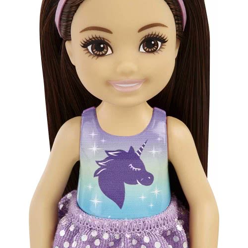 Mattel Barbie Chelsea Doll (6-Inch Blonde) Wearing Tie-Dye Shorts, Molded Top Και Yellow Shoes, Gift For 3 To 7 Year Olds DWJ33 