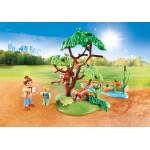 Playmobil Family Fun Οικογένεια Κόκκινων Πάντα 70344 4008789703446