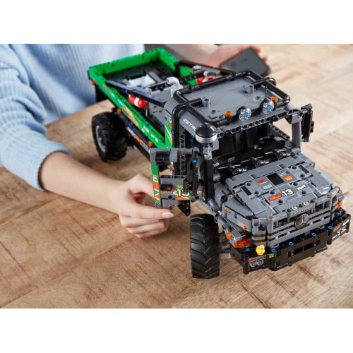 LEGO Technic Φορτηγό 4X4 Mercedes-Benz Zetros 42129 5702016912845