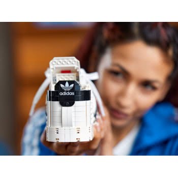LEGO Creator Expert Adidas Original Superstar 10282 5702016914030