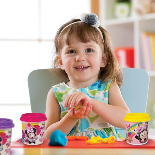 As company Dough 2 Pots With 3D Caps And 2 Cutters 228Gr For Ages 3+ 1045-03548 5203068035488