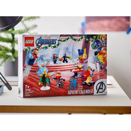 LEGO Marvel The Avengers Advent Calendar 76196 5702016912425