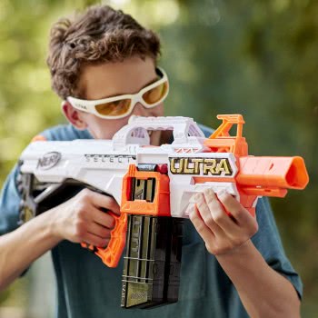 Hasbro Nerf Ultra Select Fully Motorized Blaster, Fire 2 Ways Περιλαμβάνει Κλιπ Και Βελάκια F0958 5010993855285