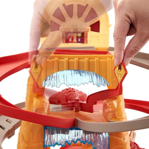 Mattel Disney And Pixars Cars Radiator Springs Mountain Race Playset GTK90 887961916683