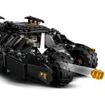 LEGO DC Comics Super Heroes Batman Batmobile Tumbler Scarecrow Showdown 76239 5702017100098
