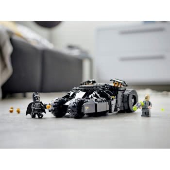 LEGO Dc Comics Super Heroes Batmobile Tumbler Αναμέτρηση Με Τον Scarecrow 76239 5702017100098