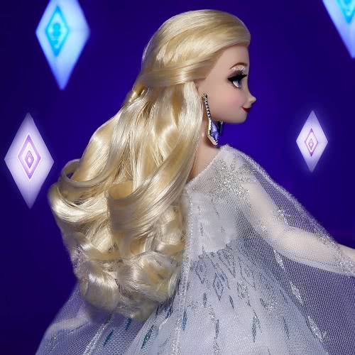 Hasbro Disney Princess Style Series Holiday Elsa Doll, Fashion