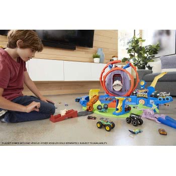 Mattel Hot Wheels Monster Trucks Hero Play Sabretooth Showdown GYL09 / GYL10 887961974744