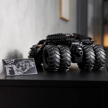 LEGO Dc Batmobile Tumbler Iconic Car Model The Dark Knight Trilogy 76240 5702017100104