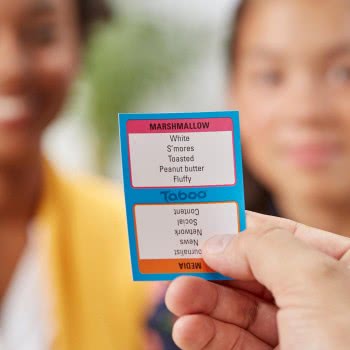 Hasbro Taboo Kids VS Parents Παιδιά Εναντίον Μεγάλων E4941 5010993588183