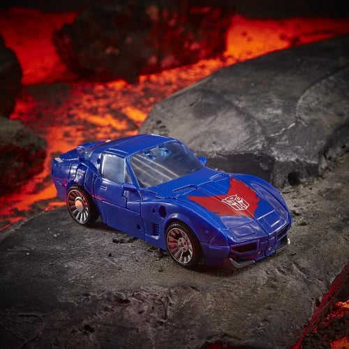 Hasbro Transformers Generations War For Cybertron Kingdom Deluxe Wfc-K26 Autobot Tracks 5.5-Inch F0364 / F0680 5010993782222