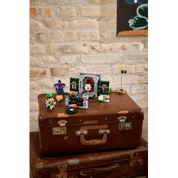 LEGO Super Mario Luigis Mansion Entryway Expansion Set 71399 5702017155197