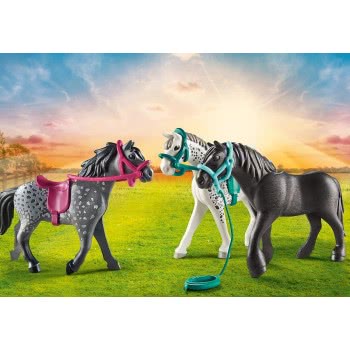 Playmobil Country Τρία Άλογα: Friesian, Knabstrupper & Andalusian 70999 4008789709998