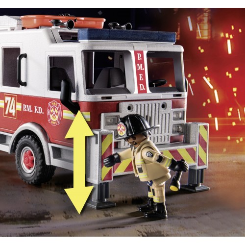 Playmobil City Action Rescue Vehicles: Fire Engine With Tower Ladder 70935 4008789709356