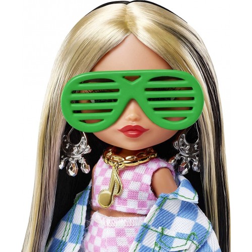 Mattel Barbie Extra Minis Doll 2 (5.5 In) Wearing Checkered 2-Piece Fashion & Jacket Και Αξεσουάρ HGP62 / HGP64 194735055388