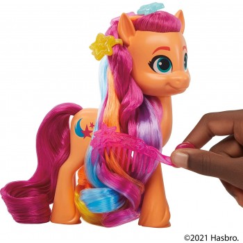 Hasbro My Little Pony A New Generation Rainbow Reveal Sunny Starscout - 6-Inch Orange Pony, 17 Accessories F1794 5010993837045