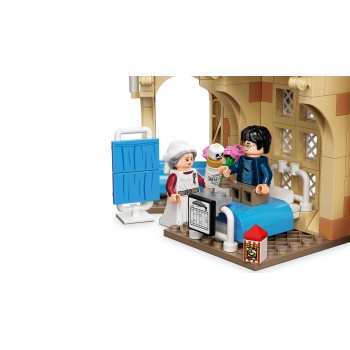 LEGO Harry Potter Hogwarts Hospital Wing 76398 5702017153391
