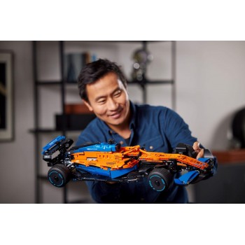 LEGO Technic Αγωνιστικό Αυτοκίνητο Mclaren Formula 1 42141 5702017160795
