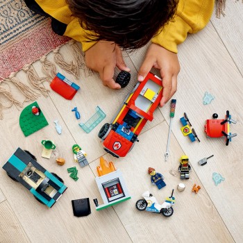 LEGO Λαμπάδα City Πυροσβεστική Διάσωση Και Αστυνομική Καταδίωξη 60319 