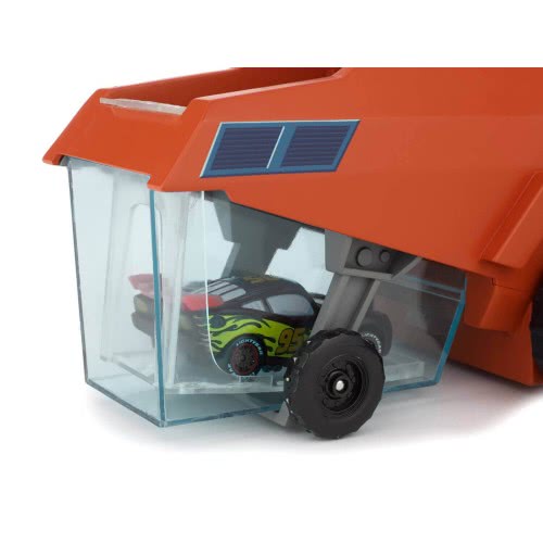 Mattel Disney Cars Μεγάλος Κυνηγός Φρανκ Με Αυτοκινητάκι Μακουιν Χρωμοκεραυνό DHF82 887961211115