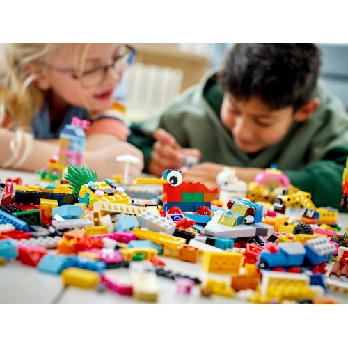 LEGO Classic 90 Χρόνια Παιχνιδιού 11021 5702017189192