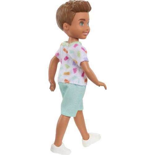 Mattel Τσελσι και Φιλες Boy Doll (Brunette) Colorful Printed T-Shirt, Blue Shorts and White Shoes DWJ33 / HGT06 194735056866