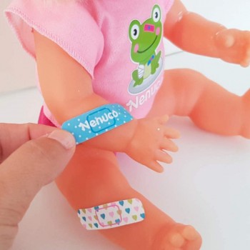 Famosa Nenuco Cure, Doll To Play Doctors With Accessories, For Children From 2 Years 700016256 8410779087775