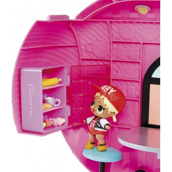 MGA Entertainment LOL Surprise OMG Glamper Fashion Camper Doll Playset With 55+ Surprises, Fully-Furnished With Light Up Pool 57