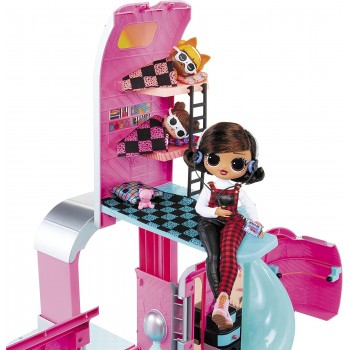 MGA Entertainment LOL Surprise OMG Glamper Fashion Camper Doll Playset With 55+ Surprises, Fully-Furnished With Light Up Pool 57