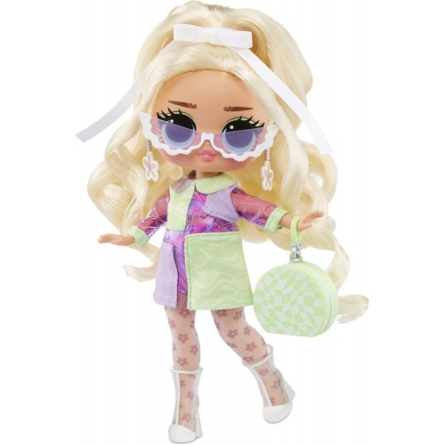 MGA Entertainment LOL Surprise Tweens Series 2 Fashion Doll Goldie Twist With 15 Surprises Including Pink Outfit And Accessories