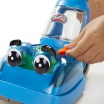 Hasbro Play-Doh Zoom Vacuum And Clean-Up Toy With 5 Colours F3642 5010994112028