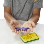 Hasbro Play-Doh Zoom Vacuum And Clean-Up Toy With 5 Colours F3642 5010994112028