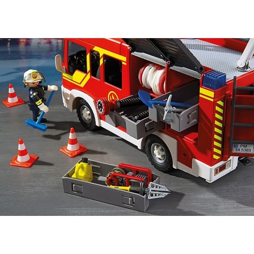 Playmobil Πυροσβεστικό Όχημα Με Φάρο Και Σειρήνα 5363 4008789053633