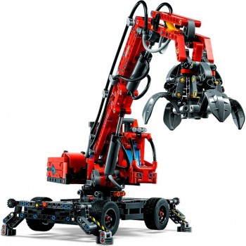 LEGO Technic Material Handler 42144 5702017160818