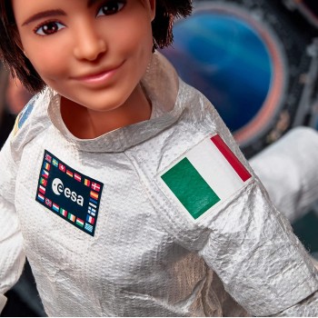 Mattel Barbie Samantha Christoforetti GTJ81 887961915983