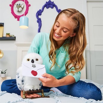 Spin Master Wizarding World Enchanting Hedwig Interactive Harry Potter Owl With Over 15 Sounds 6061829 778988397602