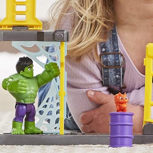 Hasbro Marvel Spidey And His Amazing Friends Hulks Smash Yard Hulk Playset With Toppling Tower Wall F3717 5010993942121