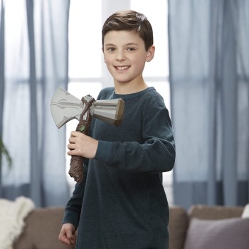 Hasbro Marvel Studios Thor: Love and Thunder Stormbreaker Electronic Axe Thor Roleplay Toy With Sound FX F3357 5010993973521