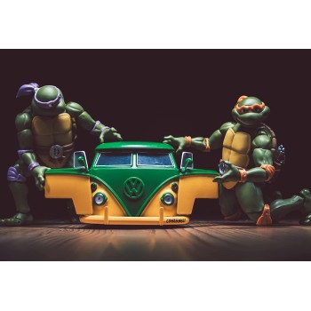 Jada Toys Turtles Leonardo 1962 VolksWagen Bus 1 24 253285000 4006333070990