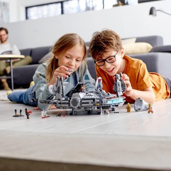 LEGO Star Wars Millennium Falcon Starship Construction Set, With Finn, Chewbacca 75257 5702016370799