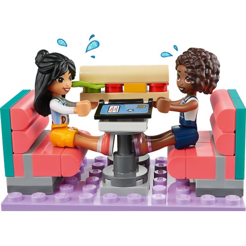 LEGO Friends Εστιατόριο Στο Κέντρο Της Χάρτλεϊκ 41728 5702017415048