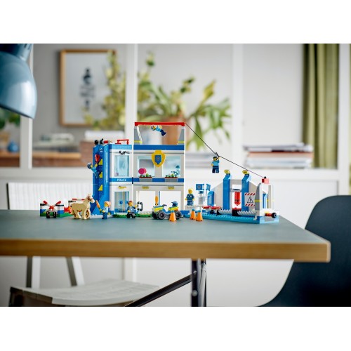 LEGO City Police Training Academy 60372 5702017416328